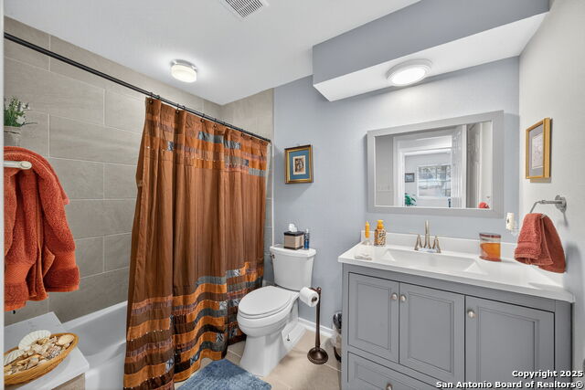 Image 20 of 28 For 7930 Roanoke Run 1111