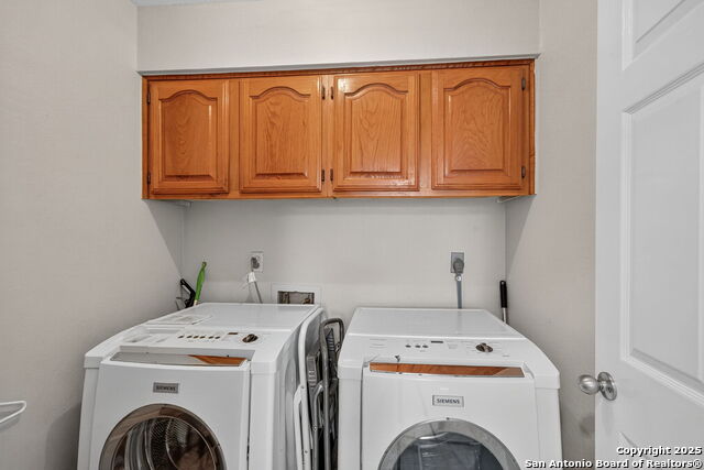 Image 21 of 28 For 7930 Roanoke Run 1111