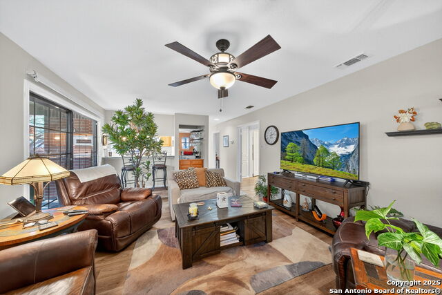 Image 9 of 28 For 7930 Roanoke Run 1111