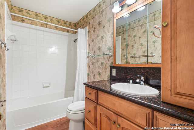 Image 19 of 30 For 2500 Grove Park