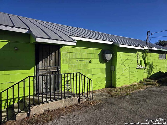 Image 6 of 18 For 298 El Monte