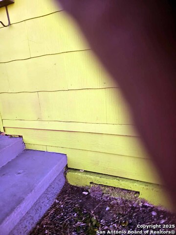 Image 7 of 18 For 298 El Monte