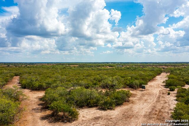 Image 33 of 39 For 947 County Road 302