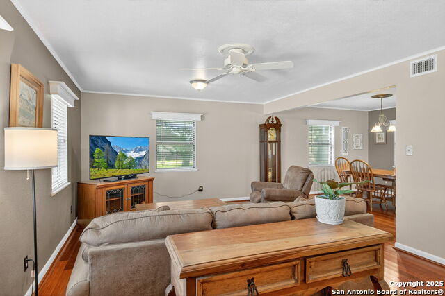 Image 4 of 48 For 1323 Kollman Drive