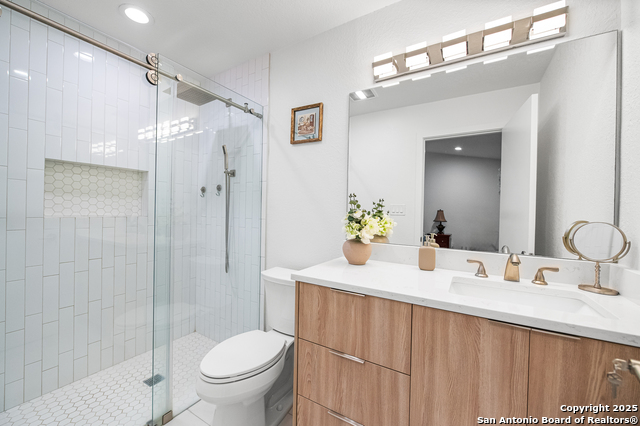 Listing photo id 17 for 12319 La Albada St