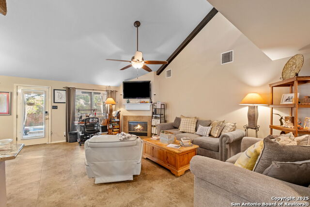 Image 16 of 37 For 12211 Hart Crest