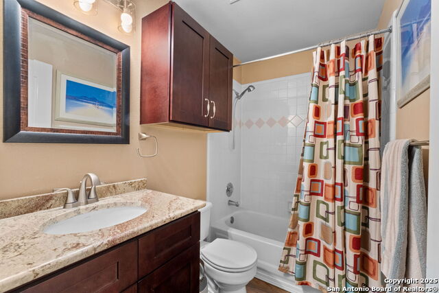 Image 24 of 37 For 12211 Hart Crest