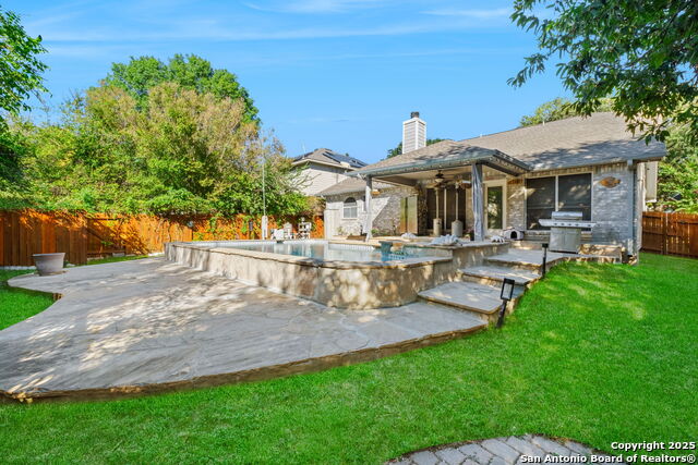 Image 29 of 37 For 12211 Hart Crest