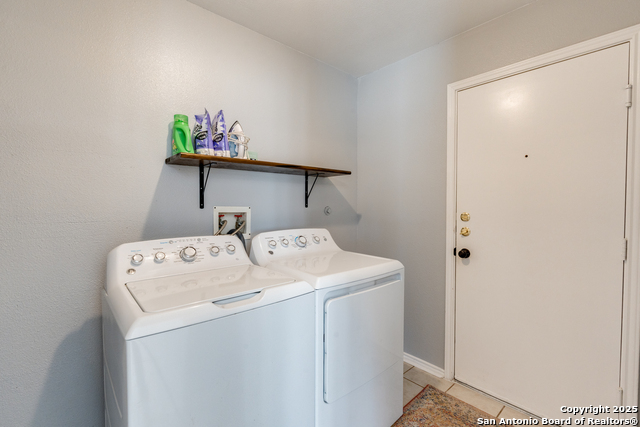 Image 11 of 25 For 1615 Sunnycrest