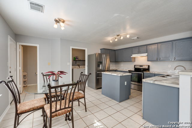 Image 8 of 25 For 1615 Sunnycrest