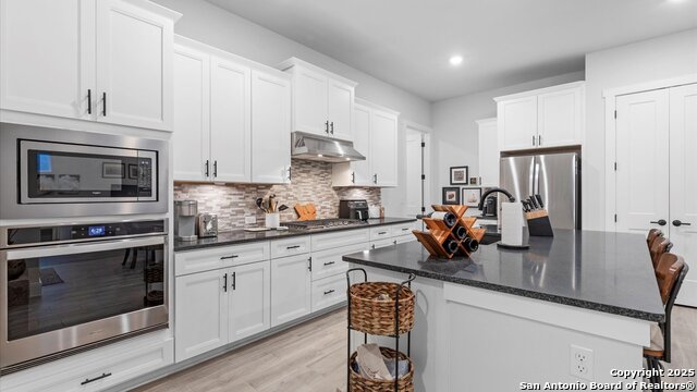 Image 11 of 33 For 1355 Dancing Oak