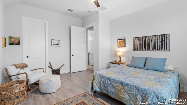 Image 17 of 33 For 1355 Dancing Oak