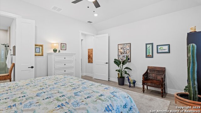 Image 21 of 33 For 1355 Dancing Oak