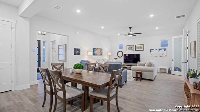 Image 9 of 33 For 1355 Dancing Oak