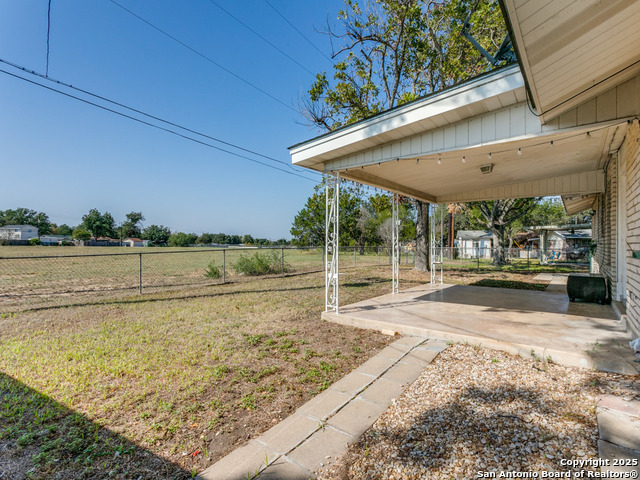 Image 21 of 25 For 342 Killarney