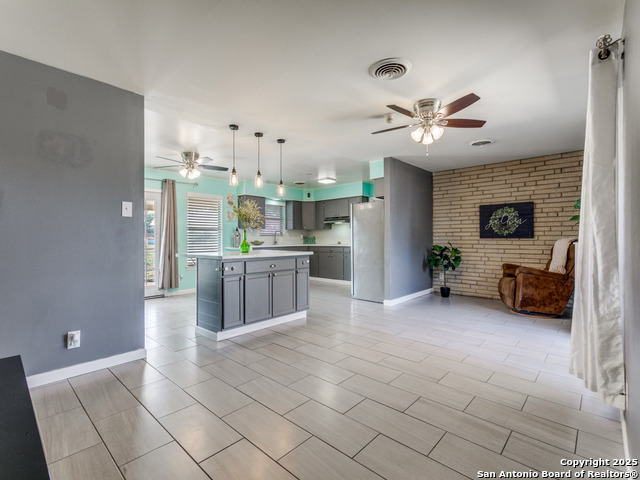 Image 7 of 25 For 342 Killarney