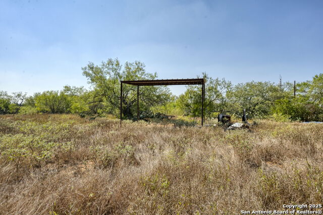 Listing photo id 14 for 3530 Cr 331 E