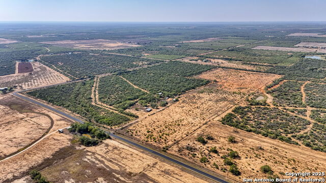 Listing photo id 18 for 3530 Cr 331 E