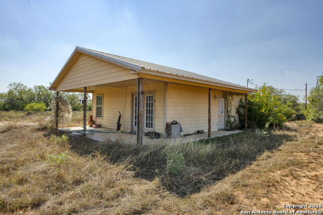 Listing photo id 1 for 3530 Cr 331 E