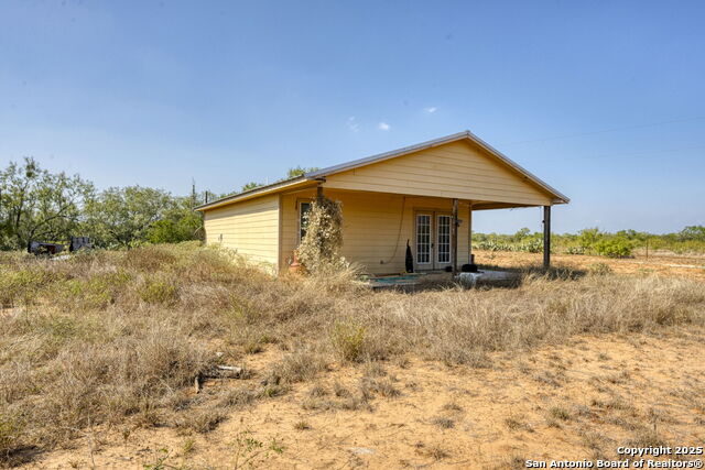 Listing photo id 2 for 3530 Cr 331 E