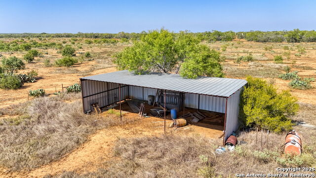 Listing photo id 39 for 3530 Cr 331 E