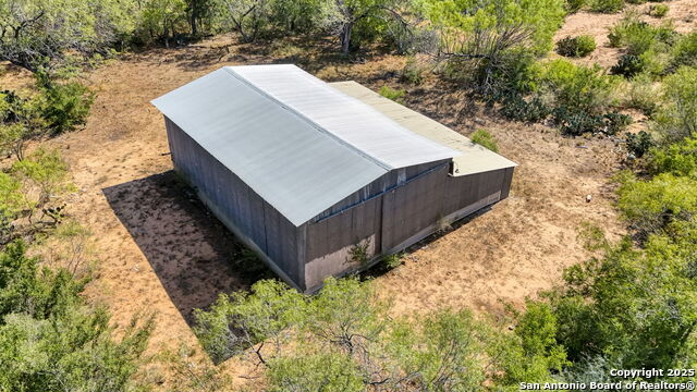 Listing photo id 41 for 3530 Cr 331 E