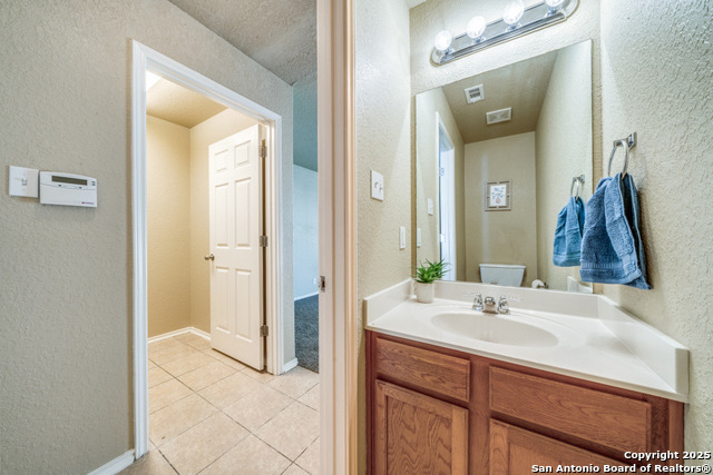 Image 9 of 23 For 407 Reba