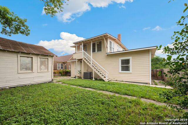 Image 22 of 22 For 707 Pine St N