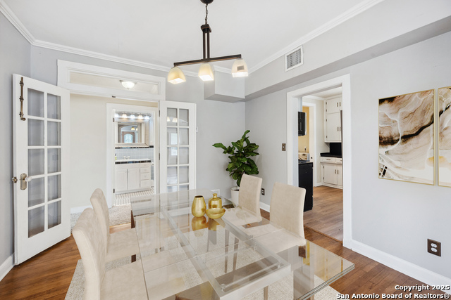 Image 5 of 22 For 707 Pine St N