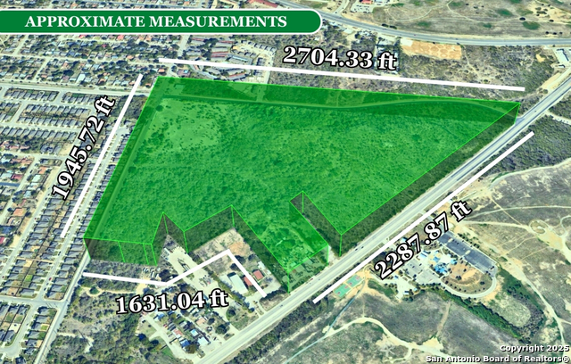 Listing photo id 12 for 5039 Old Pearsall Rd