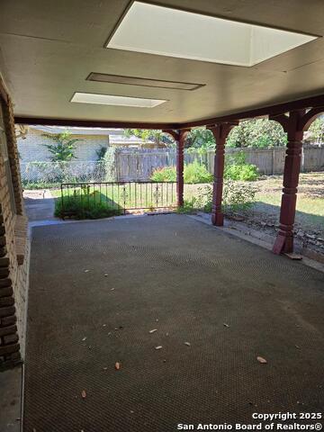 Listing photo id 13 for 3107 Mindoro