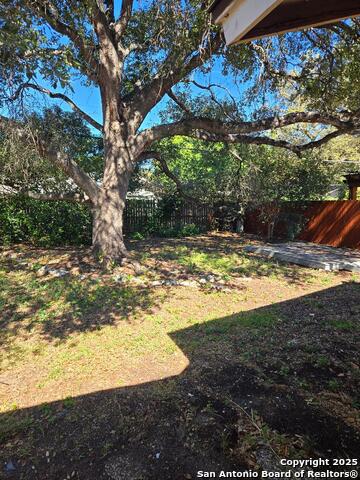 Listing photo id 17 for 3107 Mindoro