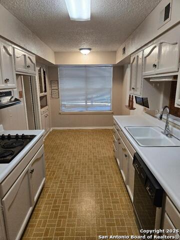 Listing photo id 3 for 3107 Mindoro