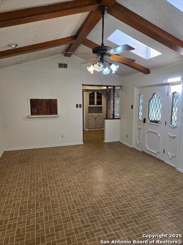 Listing photo id 6 for 3107 Mindoro