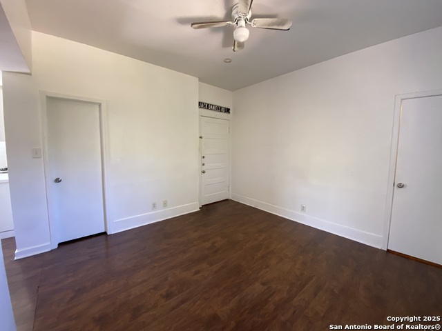 Image 3 of 9 For 526 Presa S 7