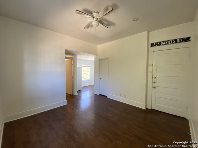 Image 4 of 9 For 526 Presa S 7