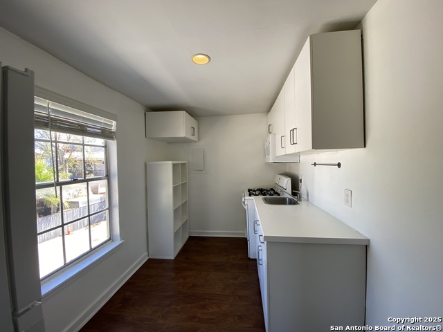 Image 5 of 9 For 526 Presa S 7