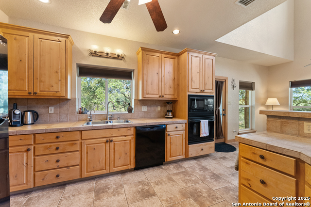 Image 13 of 31 For 631 Eves Spring