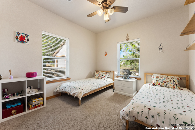 Image 17 of 31 For 631 Eves Spring