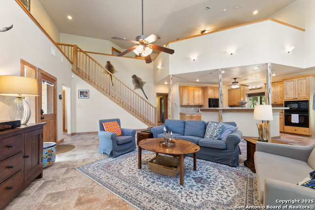 Image 2 of 31 For 631 Eves Spring