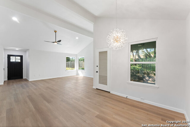 Listing photo id 8 for 9511 Deerbrook