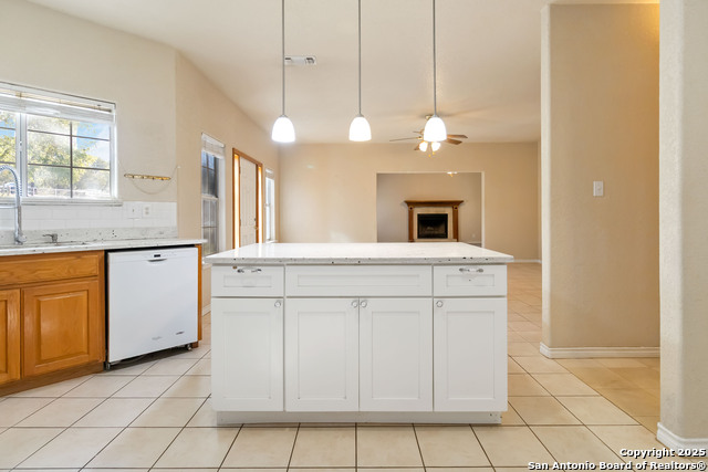 Image 11 of 36 For 217 Sky View