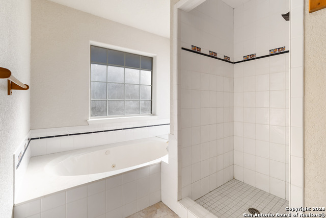 Image 19 of 36 For 217 Sky View