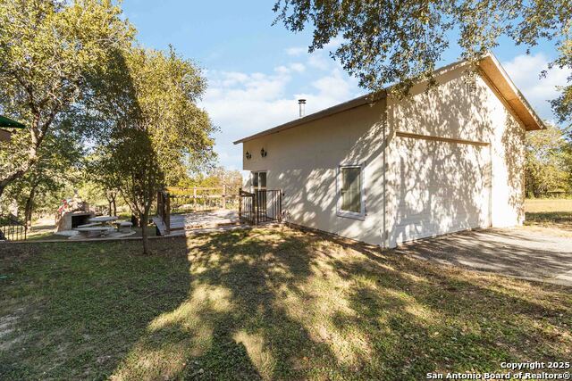 Image 23 of 36 For 217 Sky View