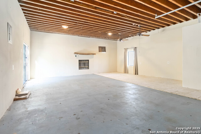 Image 24 of 36 For 217 Sky View