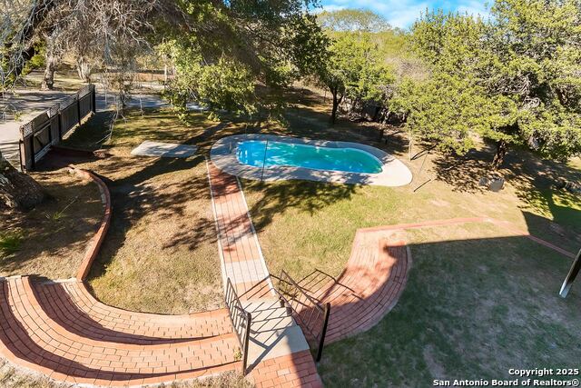 Image 27 of 36 For 217 Sky View