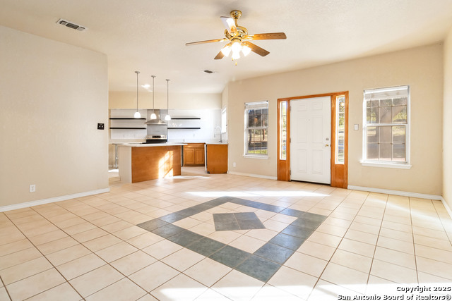 Image 5 of 36 For 217 Sky View