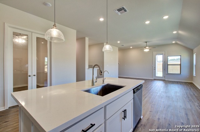 Image 6 of 26 For 1668 Seekat Drive