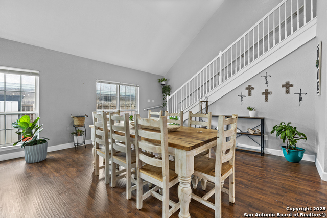 Image 12 of 26 For 310 Sims  