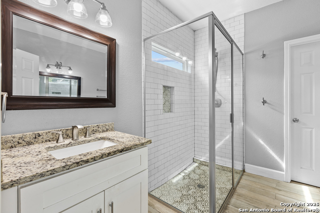 Image 16 of 26 For 310 Sims  